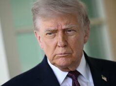 Trump dice que la guerra “casi ha terminado” y quiere un “gran acuerdo” en las conversaciones con Irán mientras Estados Unidos dice que el bloqueo del Estrecho de Ormuz está “plenamente implementado” – Actualizaciones