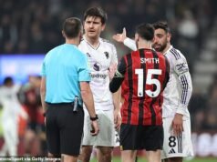 Harry Maguire recibe una suspensión EXTRA por insultar a los árbitros, lo que le hará perderse el viaje del Man United a Chelsea y les obligará a depender de centrales de 19 y 20 años.