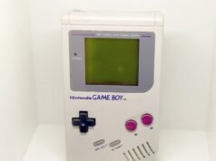 Padres como si fuera 1999: las mamás y los papás están adoptando una actitud retro al criar a sus hijos, dejándolos aburrir, abandonando los iPhone y viendo películas y programas de televisión más tranquilos de los 90.