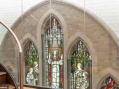 Un piso en una antigua iglesia de Londres con un enorme vitral podría ser tuyo por £2,1 millones