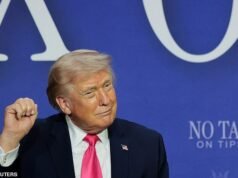 Trump aplaude mientras los precios del petróleo caen después de que Irán declarara el Estrecho de Ormuz “totalmente abierto”: “listo para su paso total”