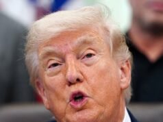 Trump advierte que Irán “no puede chantajearnos” mientras se profundiza la crisis en el Estrecho de Ormuz