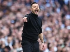 Roberto De Zerbi envía un mensaje desafiante a las estrellas de los Spurs después del empate de Brighton y advierte que los jugadores que estén de mal humor serán enviados a casa
