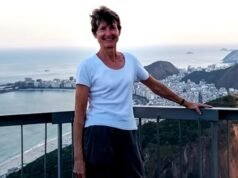 La familia de la abuela de 81 años que fue abandonada a morir en una remota isla australiana por el crucero Coral Adventurer revela cómo creen que fue separada de su grupo de turistas.