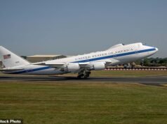 Estudiante de Glasgow detenido en EE.UU. por fotos del “avión apocalíptico”