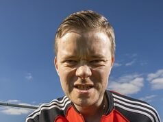 Mark Goldbridge le dice a la leyenda del Man United, Rio Ferdinand, que se “aburra” en una disputa en línea una semana después de que YouTuber se asociara con Gary Neville