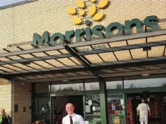 El gerente de Morrisons, que trabajó para el supermercado durante 29 años, es despedido por abordar a un ladrón “abusivo” y se quedó sin un centavo.