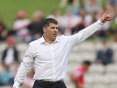 Cómo una leyenda de la NRL tuvo que hacer una llamada SALVAJE a su ex compañero de equipo pocas horas después de conseguir el trabajo de sus sueños