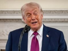 El bloqueo de Trump colapsa cuando los ‘barcos fantasmas’ iraníes evitan a la Marina de los EE. UU. durante un inestable alto el fuego en medio de los volátiles precios del petróleo