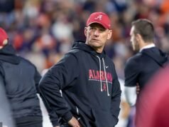 Alabama le da al entrenador en jefe Kalen DeBoer un nuevo contrato gigantesco por valor de casi $ 90 millones