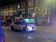 El auto Waymo ‘sin conductor’ momentáneo probado en Londres se dirige a la escena del crimen grabada, pero la compañía insiste en que fue un error HUMANO