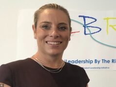 El director de una escuela primaria en un frondoso suburbio de Sydney se declara inocente de agredir al personal superior