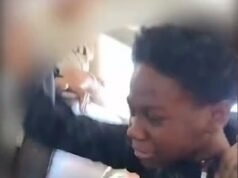 Momento doloroso: una banda de matones golpea a un niño autista de 12 años en un autobús escolar