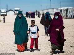 Las novias de ISIS lanzan un nuevo intento de regresar a Australia, lo que genera un mensaje de desafío del viceprimer ministro