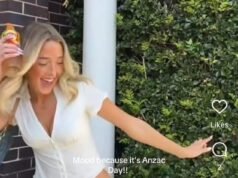 ‘Súper sexy y flaca’: Influencer bajo doble fuego después de la indignación del Día de Anzac