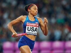 La estrella de atletismo más condecorada de Estados Unidos, Allyson Felix, se retira a los 40 años mientras aspira a regresar olímpicamente a Los Ángeles.