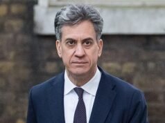Reacción contra ‘Red Ed’ Miliband después de decir que las ganancias petroleras de BP eran ‘moral y económicamente incorrectas’