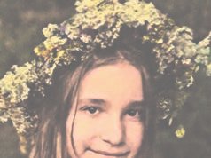 Solicitante de asilo rechazada que empujó hasta la muerte a una joven de 16 años en un tren “mientras hablaba con su abuelo” es condenada a recibir atención psiquiátrica en Alemania