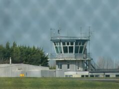 Las fuerzas de defensa se han visto sacudidas por DOS incidentes de seguridad graves en una semana en el cuartel general: primero, un paquete misterioso sospechoso de estar relacionado con drogas en la valla de Baldonnel. Luego, un oficial del ejército fue arrestado por agredir a un colega con una botella de vino.