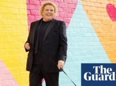 Fortune Feimster: “El escenario era una caja registradora, el sistema de sonido era una máquina de karaoke. Nadie disfrutó del espectáculo’ | Escena