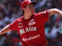 Trevor Bauer firma con los Long Island Ducks para regresar a Estados Unidos