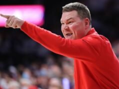 Tommy Lloyd acuerda un nuevo contrato de 5 años con Arizona