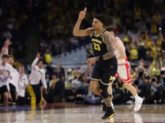 Final Four: Yaxel Lendeborg promete jugar contra UConn después de una victoria sobre Arizona con MCL y lesiones en el tobillo: “Voy a jugar a menos que no pueda caminar”