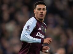 Rumores de transferencias, noticias: Carrick quiere a Rogers en el Man United