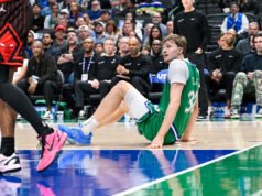 La temporada de novato de Cooper Flagg termina con un esguince de tobillo en el final de temporada de los Mavericks