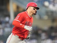 Mike Trout logra sexta racha consecutiva de jonrones en su carrera mientras los Angelinos superan a los Yankees