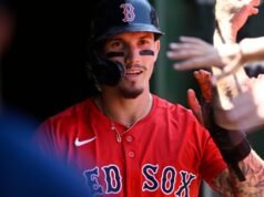 Jarren Duran: gesto obsceno fue causado por fanáticos que cruzaron la línea