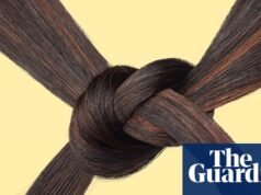 Sali Hughes sobre la belleza: Cómo arreglar tu cabello en tres minutos, sin tijeras ni deshilachado | cabello de mujer