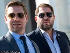 Bombshell Records revela que Eric Swalwell y Rubén Gallego gastaron dinero de la campaña de Puerto Rico en una boda en la isla