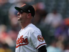 Craig Albernaz de los Orioles, actualmente en dieta de comida para bebés, bienvenido en Cleveland con muebles y decoración para niños