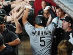Murakami de los White Sox conecta su quinto jonrón consecutivo para empatar el récord de novato