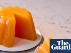 Receta de Benjamina Ebuehi de gelatina de naranja, pomelo y laurel | Postre