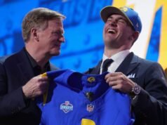 Los Rams seleccionan al mariscal de campo Ty Simpson con la selección número 13 en el Draft de la NFL