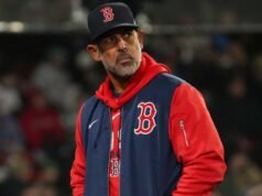 ¿Qué sigue para los Medias Rojas después de despedir al manager Alex Cora y a cinco entrenadores?