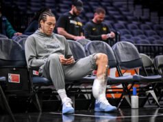 Aaron Gordon regresa a la alineación de los Nuggets para el Juego 4 contra los Timberwolves, pero se dirige temprano al vestuario