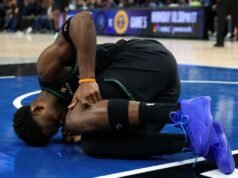 Fuentes: Anthony Edwards evita daños en los ligamentos, unas semanas
