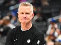 Fuentes: Los jefes de los Warriors se reúnen con Kerr; se reunirá la próxima semana