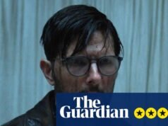 Reseña de Hokum: Adam Scott severo y gruñón en un horror rural agradablemente extraño | Película