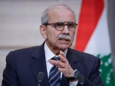 El primer ministro libanés acusa a Israel de crímenes de guerra, dice que las FDI atacaron a periodistas