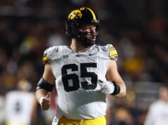 Como selección número 57 en el Draft de la NFL de 2026, Logan Jones recibe un suministro de por vida de ketchup Heinz.