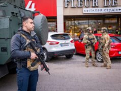 Seis muertos después de que un hombre armado abriera fuego en Kyiv, dicen funcionarios ucranianos