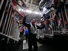 Con Arizona a punto de ganar el título, Tommy Lloyd es el mejor entrenador del baloncesto universitario. ¿Se quedará en Tucson o huirá a pastos más azules?