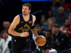 Según los informes, la estrella de los Lakers, Luka Dončić, se dirige a Europa para curarse de una lesión en el tendón de la corva antes de los playoffs.