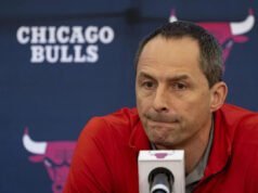 Los Bulls despiden al vicepresidente de operaciones de baloncesto Arturas Karnisovas y al gerente general Marc Eversley en la reestructuración de la oficina principal