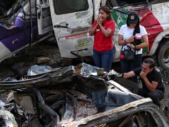 Colombia: al menos 20 muertos en explosión de carretera