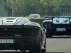 Un convoy de Ferrari de 15 millones de dólares sorprende a un conductor de carretera cuando el Daytona SP3 y el F80 aparecen uno al lado del otro